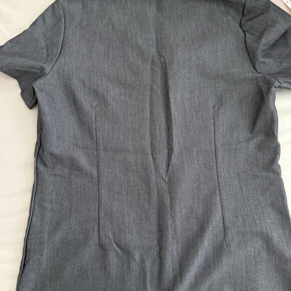 Figs extra small grey scrub top - Picture 3 of 3